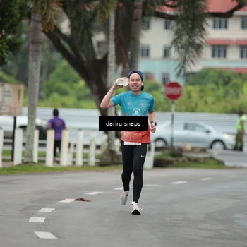 Runner Photo 8550673