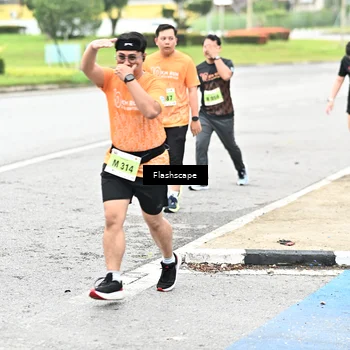 Runner Photo 8550674