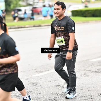 Runner Photo 8550689