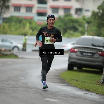 Runner Photo 8550705