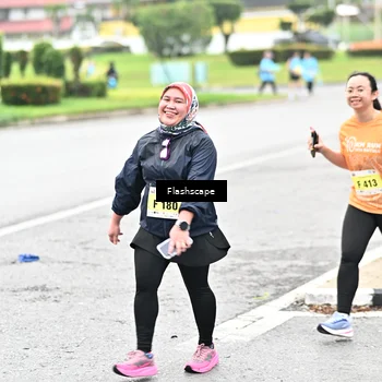 Runner Photo 8550755