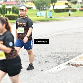Runner Photo 8550758
