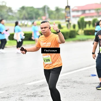 Runner Photo 8550844