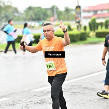 Runner Photo 8550852