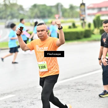 Runner Photo 8550857