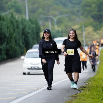 Runner Photo 8550897