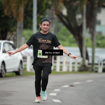 Runner Photo 8550927