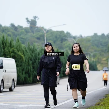 Runner Photo 8550987