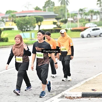 Runner Photo 8551000