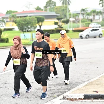 Runner Photo 8551007