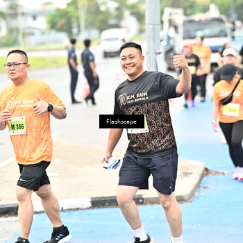 Runner Photo 8551294