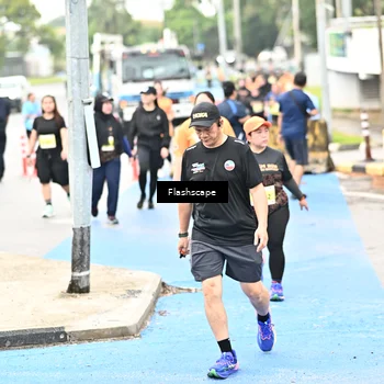 Runner Photo 8551309