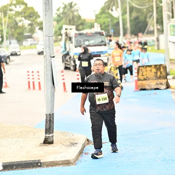 Runner Photo 8551374