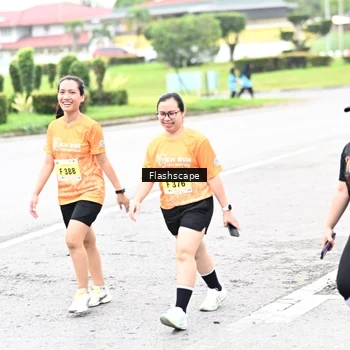 Runner Photo 8551548