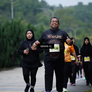 Runner Photo 8551684