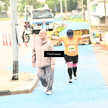 Runner Photo 8551766