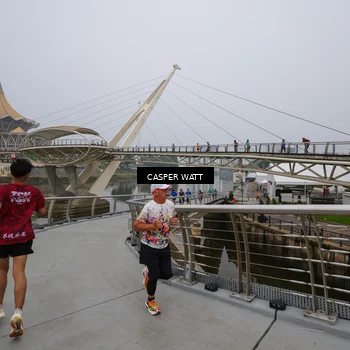 Runner Photo 8551875