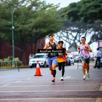 Runner Photo 8552027