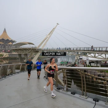 Runner Photo 8552035
