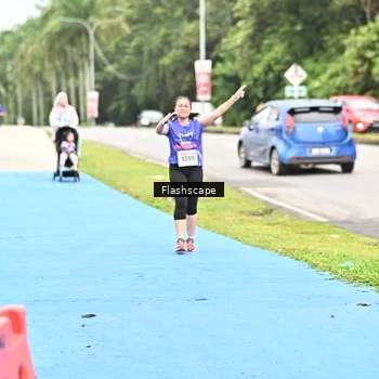 Runner Photo 8552054