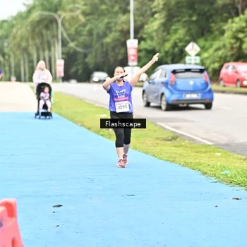 Runner Photo 8552058