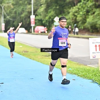 Runner Photo 8552068