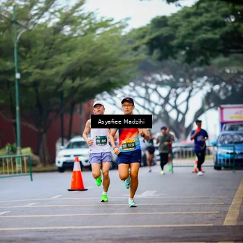 Runner Photo 8552076