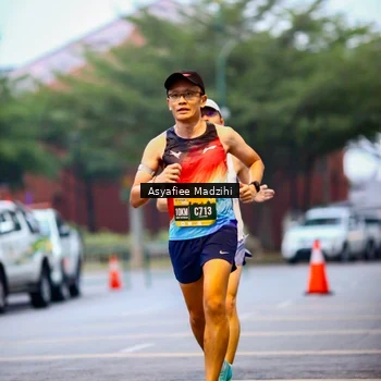 Runner Photo 8552087