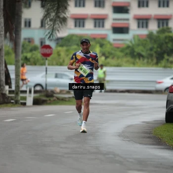 Runner Photo 8552089