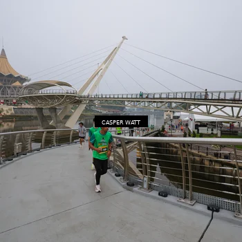 Runner Photo 8552100