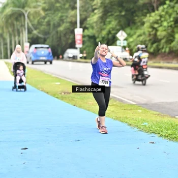 Runner Photo 8552115