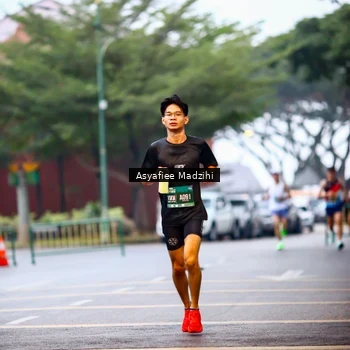 Runner Photo 8552129
