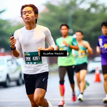 Runner Photo 8552211