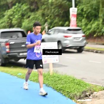 Runner Photo 8552379