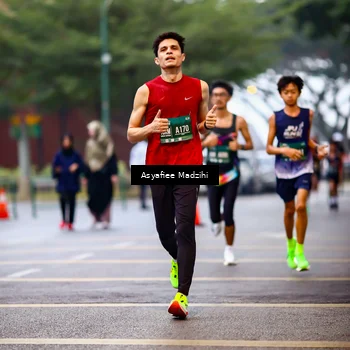 Runner Photo 8552406