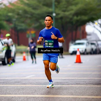 Runner Photo 8552472
