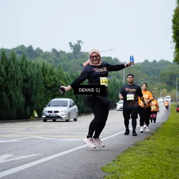 Runner Photo 8552665