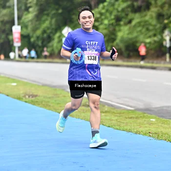Runner Photo 8552810