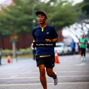 Runner Photo 8552873