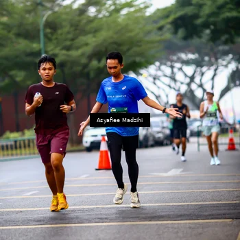 Runner Photo 8552901