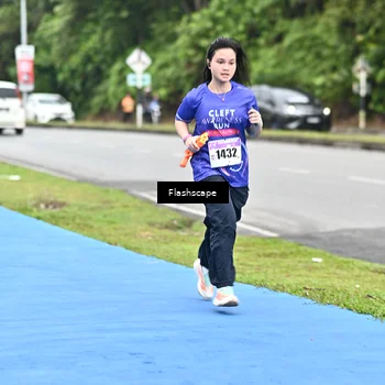 Runner Photo 8552930