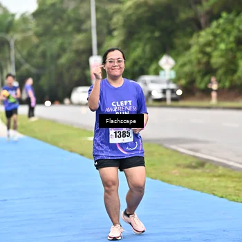 Runner Photo 8553027