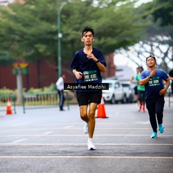 Runner Photo 8553031