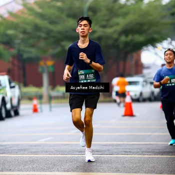 Runner Photo 8553038