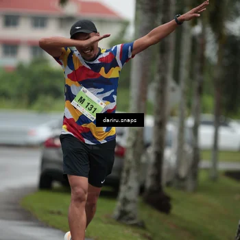 Runner Photo 8553044