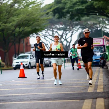 Runner Photo 8553059