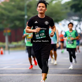 Runner Photo 8553071