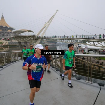 Runner Photo 8553075