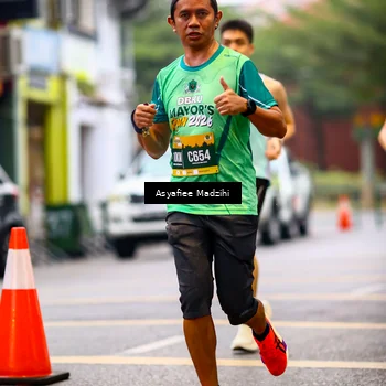 Runner Photo 8553084