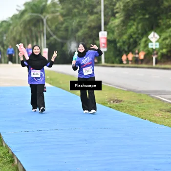 Runner Photo 8553109